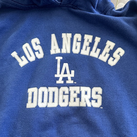 Los Angeles Dodgers Blue Pullover Hoodie with LA Logo - Picture 5 of 5